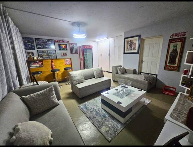 3 BEDROOM DUPLEX FOR SALE IN GLEN MARAIS